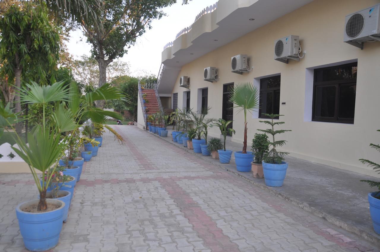 Hotel Eagle Nest Bharatpur Dış mekan fotoğraf