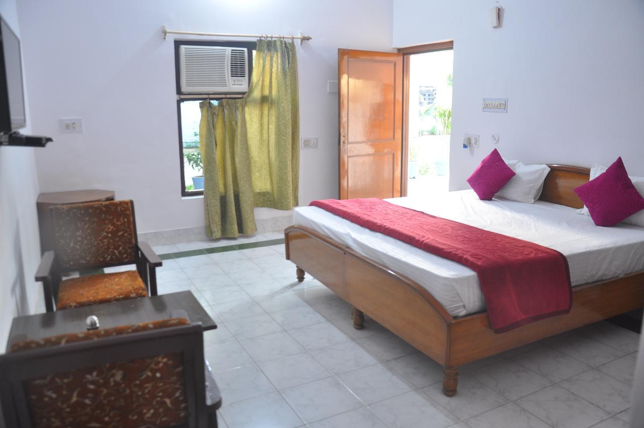 Hotel Eagle Nest Bharatpur Dış mekan fotoğraf